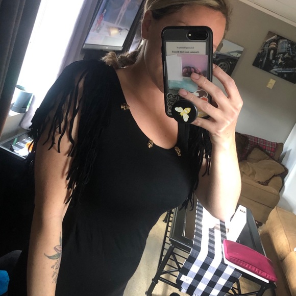 Skull & Fringe Top - Picture 10 of 11